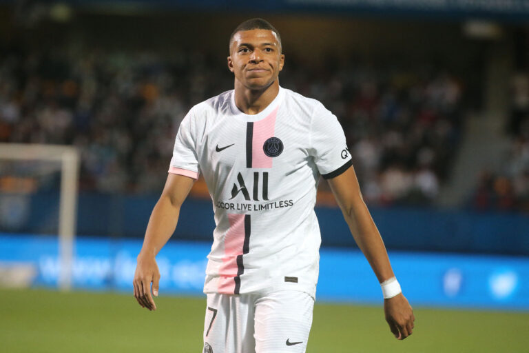 FBL-FRA-LIGUE1-PSG-TROYES