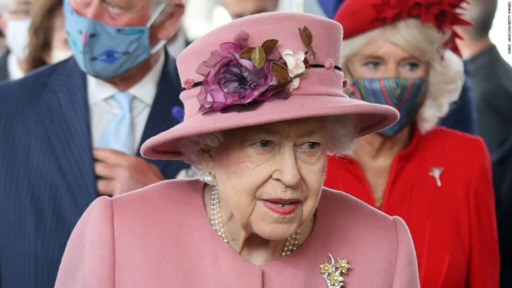 211015035832-queen-elizabeth-1014-super-tease-1024x576