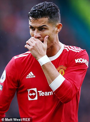 48719941-10055565-Ronaldo_has_scored_five_goals_in_seven_games_since_returning_to_-a-118_1633302081915