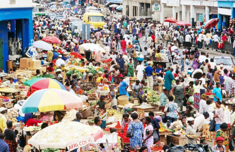 962b04d4db68a05a3a5f2532cc2aabc2-makola-market
