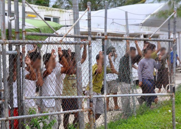 Australia-ends-controversial-asylum-detention-deal-with-Papua-New-Guinea-591x424