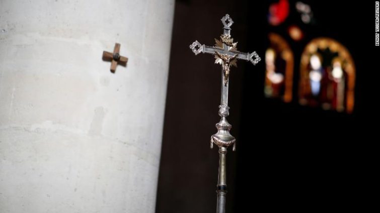 Catholic-clergy-755x424