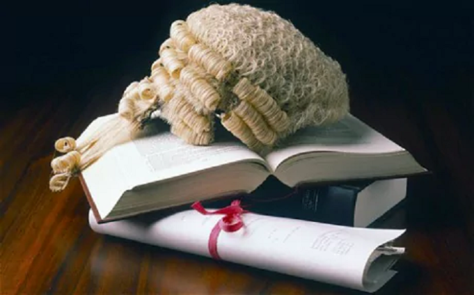 Lawyers-wig-681x424