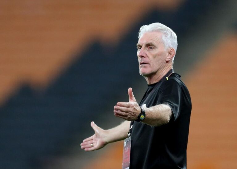 4033089-2021-11-11T203919Z_1559217847_UP1EHBB1LDHHK_RTRMADP_3_SOCCER-WORLDCUP-AFRICA