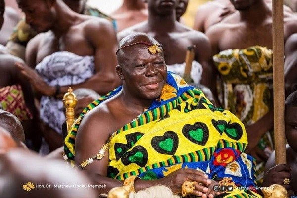Asantehene-Otumfuo-Osei-Tutu-II