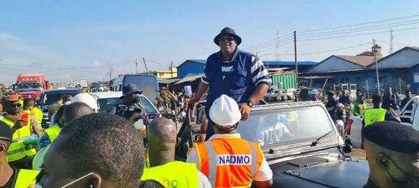 Mr.-Henry-Quartey-Greater-Accra-Regional-Minister-and-some-NADMO-Officials