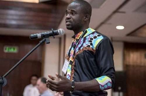 713202015014-m6htl8w331-manasseh-azure-awuni-is-an-investigative-journalist