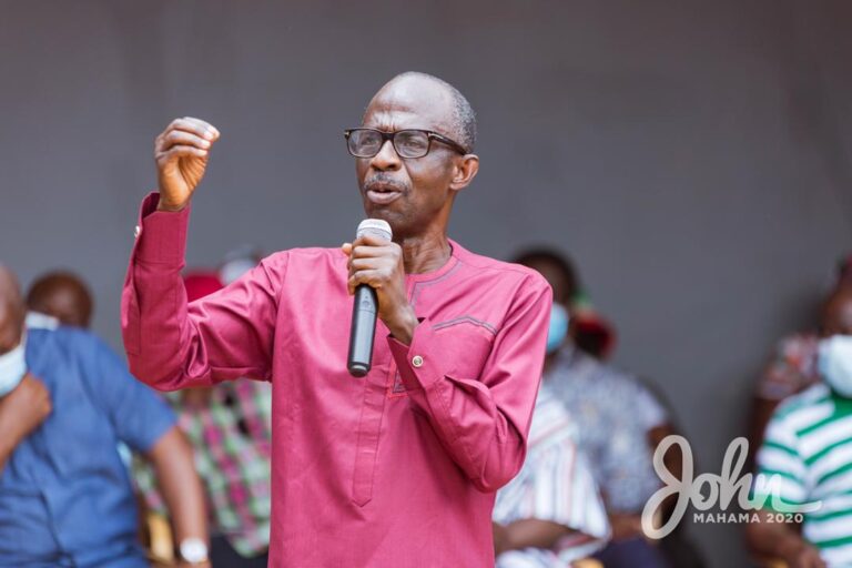 NDC-General-Secretary-Asiedu-Nketiah-addressing-the-queenmother-and-elders-of-Berekum