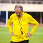 Milovan-Rajevac-Black-Stars-yellow