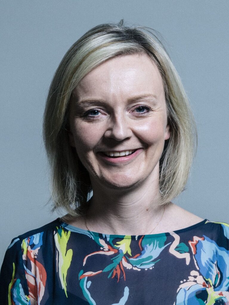 1200px-Official_portrait_of_Elizabeth_Truss_crop_2