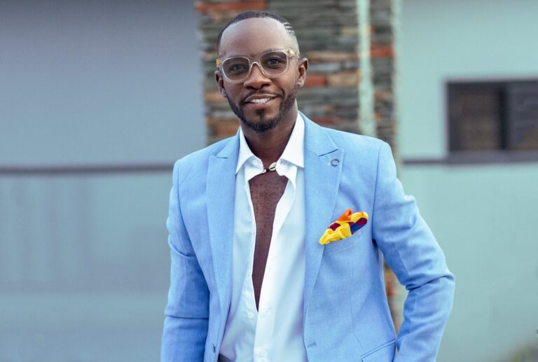 Okyeame-Kwame-2-crop-scaled
