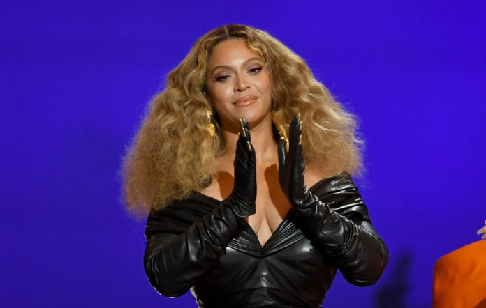 Beyonce-NewSingle-BeAlive-news-696x442