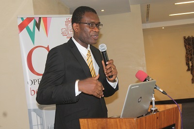 Dr-Benjamin-Amoah-insetaddressing-participants.PhotoMercy-Amparbeng