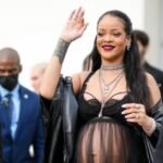 Rihanna-at-the-Paris-Fashion-Week-633x424