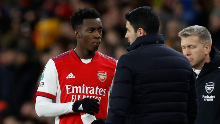 Eddie-Nketiah-Mikel-Arteta-F365