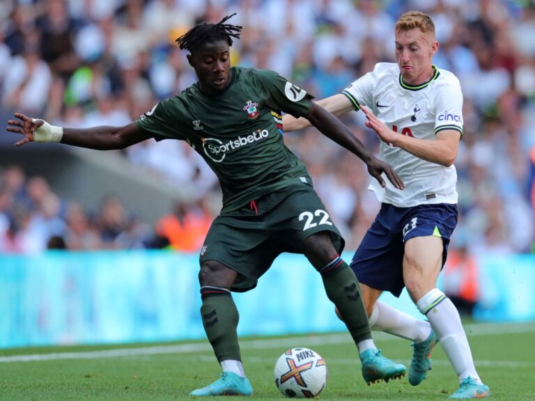 0_GettyImages-1242342563