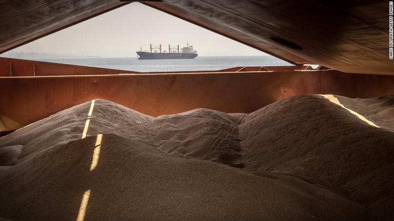 220820111749-ukraine-grain-export-turkey-0818-exlarge-169