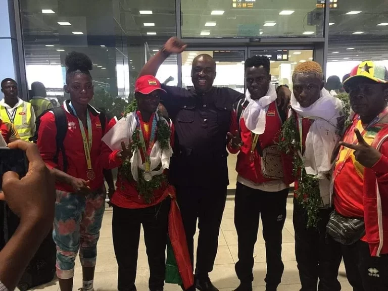 8112022111411-i41p266ffa-2986325807343025843049763878564374139165285n