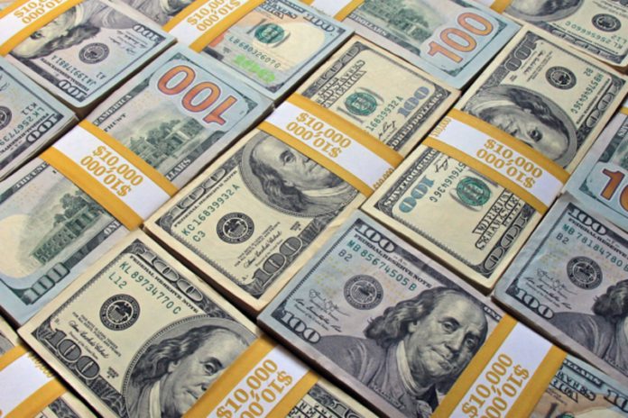 Dollar-636x424-Copy-696x464