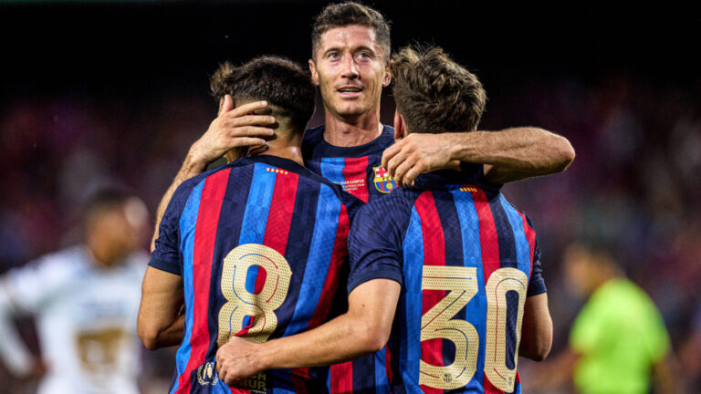 Robert_Lewandowski_Barcelona_2022-23-1024x576