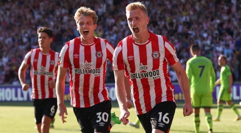 ben-mee-220813-celebrates-g-1050