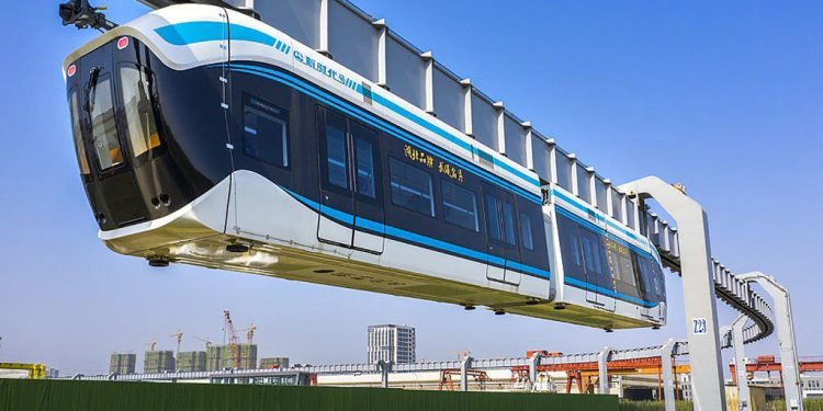 sky-train-750x375-1